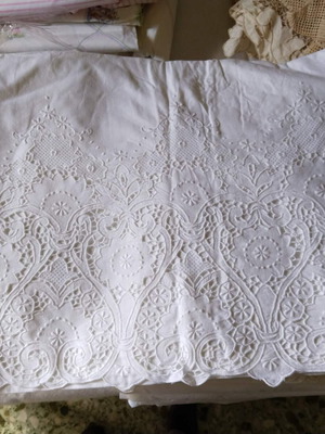 Bed sheet set and 2 figure pillowcases new