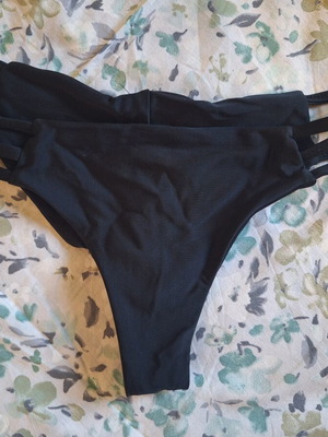 Brazilian bikini bottom used, black, size M