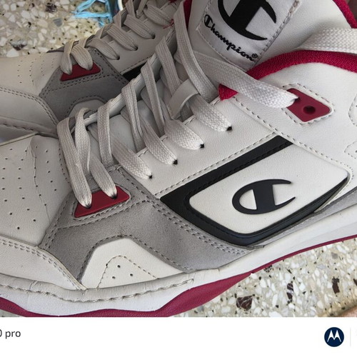 Champion vintage athletic sneakers like new, size 46, white and gray