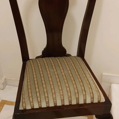 Vintage chairs handmade, like new, set of 6, walnut wood lacquered