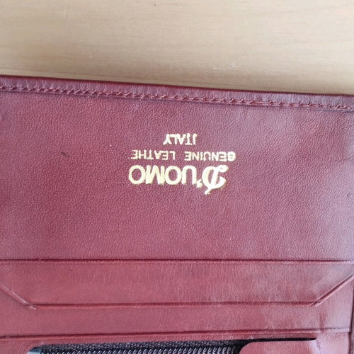 Burgundy leather wallet like new
