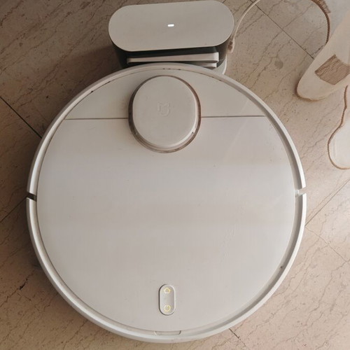 Xiaomi Mi Robot Vacuum P like new with laser mapping and mopping
