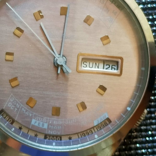 Raketa mechanic wristwatch used with perpetual calendar