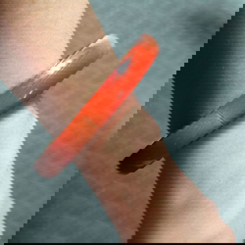 Βραχιόλι πορτοκαλί έθνικ boho νέο, πλαστικό και μέταλλο