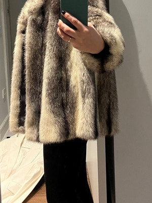 Γούνα βιζόν σαν καινούργιο με κλος γραμμή