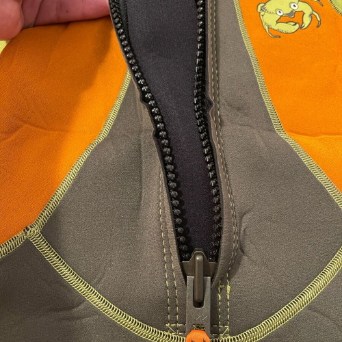 Tribord children's diving suit like new, for 8 years old