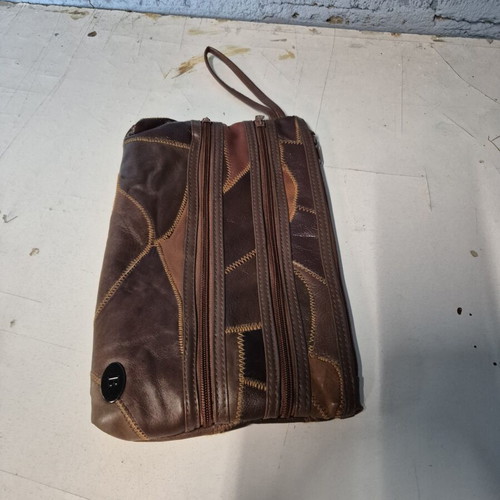 Handbag faux leather like new with multiple zip compartments