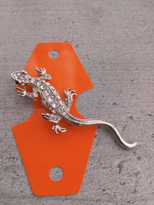 Lizard pin new