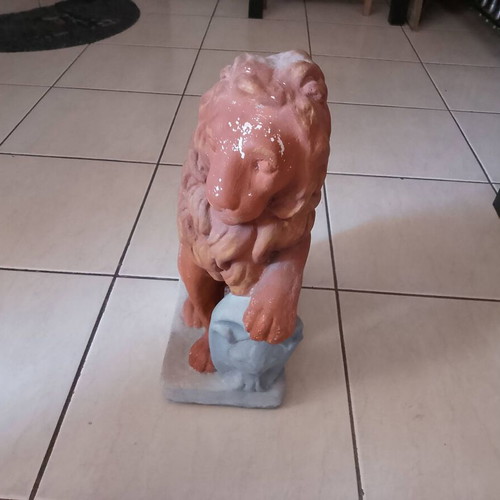 Lion statue made of white terracotta, handmade, 1998