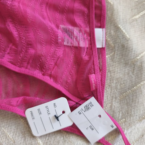 Calvin Klein lingerie size L new, pink
