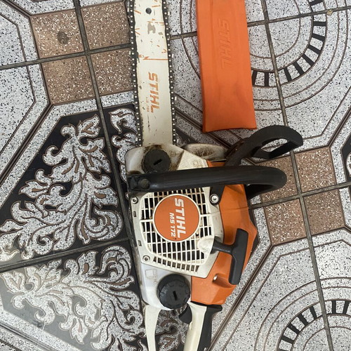 Stihl MS172 chainsaw