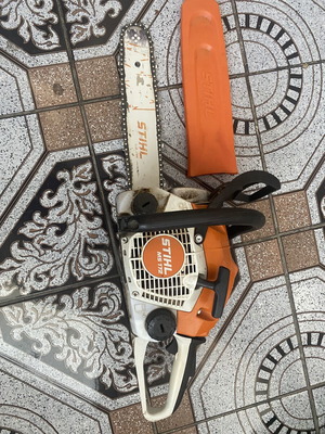Stihl MS172 chainsaw
