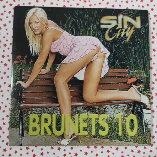 Brunets 10 DVD used, adult