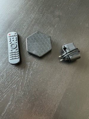 TV Box Android T95Z Plus like new, 4GB RAM, 32GB storage, 4K