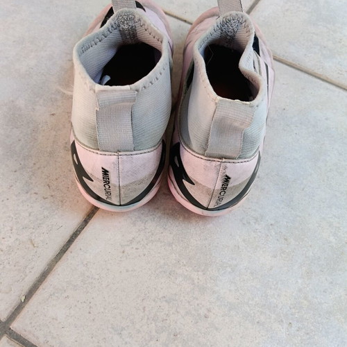 Nike Mercurial Air Zoom football shoes used, size 34, black and pink