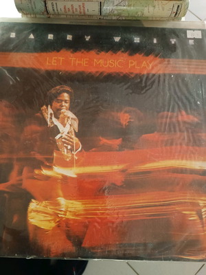 Barry White Let The Music Play LP vinyl record used