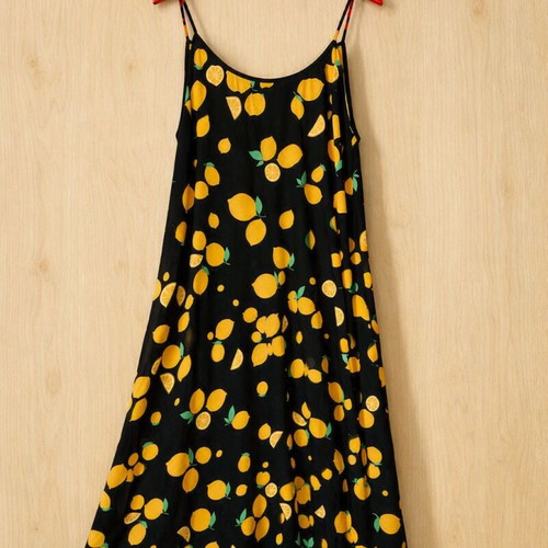 Tati Karavan dress with lemon print