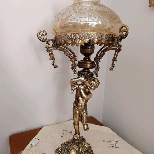 Table lamp angel like new