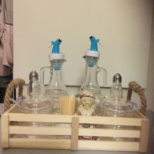 Kitchen set 8 pieces new serving items
