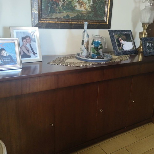 Varangis buffet like new, solid walnut wood, classic design