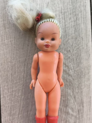 Vintage plastic doll 18 cm