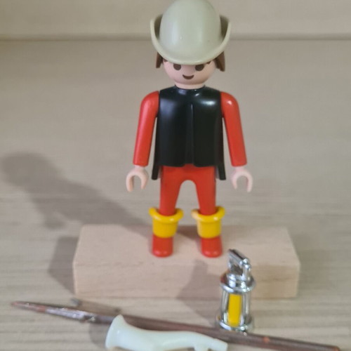 Medieval Knight Guard vintage, used