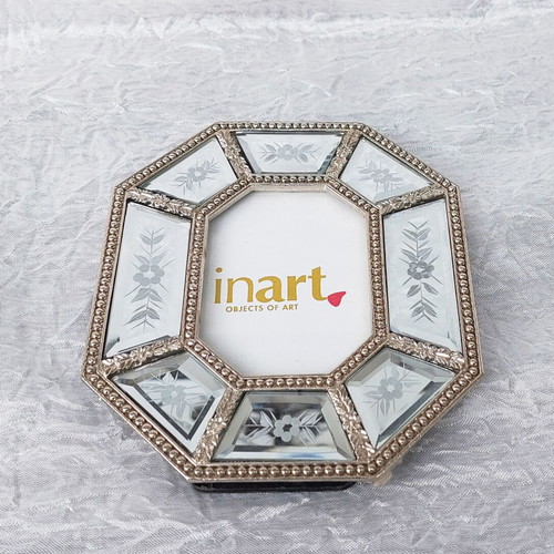 Metal octagonal frame with engraved mirror like new