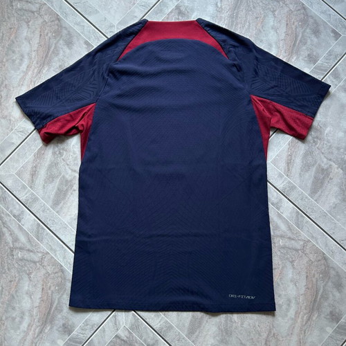 Nike PSG football jersey like new