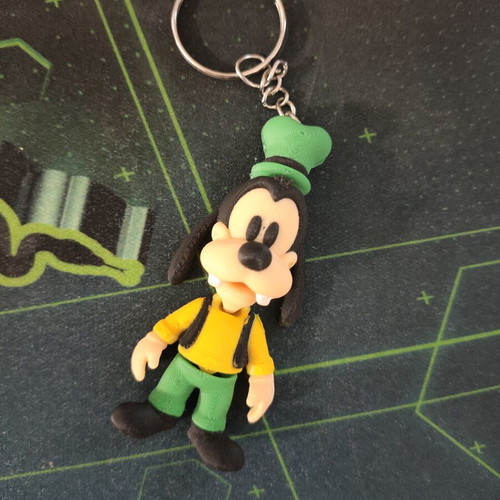 Goofy Flexi 3D printed keychain customizable colors