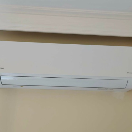 Toyotomi Gosai 24.000 BTU Inverter air conditioner like new