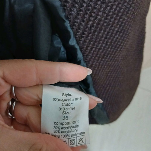 Brown coat-jacket 70% wool, like new, small