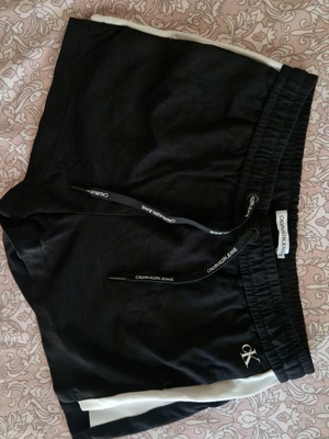 Calvin Klein shorts like new, size S, black and white