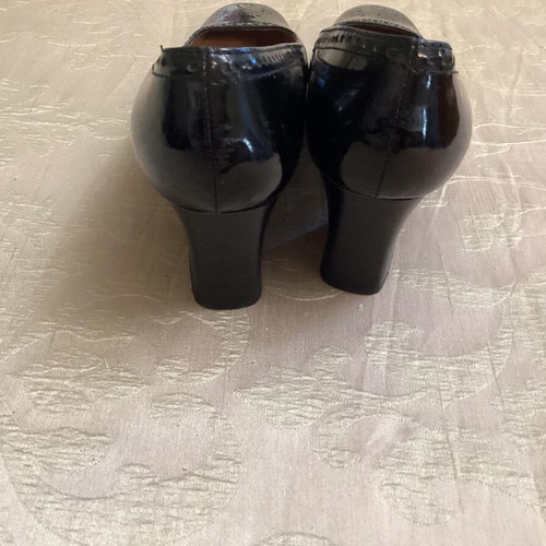 Kalogerou vintage patent leather pumps like new, size 39