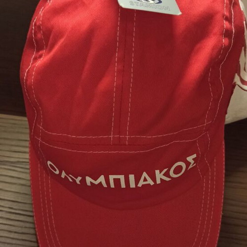 Olympiacos Stamion Hat new, authentic red