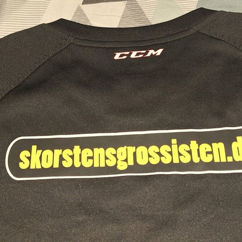 Silkeborg hockey jersey boys size 150 like new