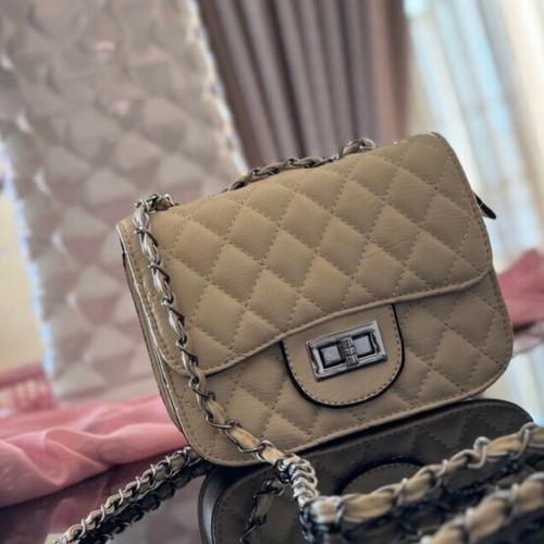 Crossbody bag new in white and beige color