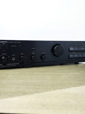 Onkyo A-8130 integrated stereo amplifier used, vintage Hi-Fi 1987