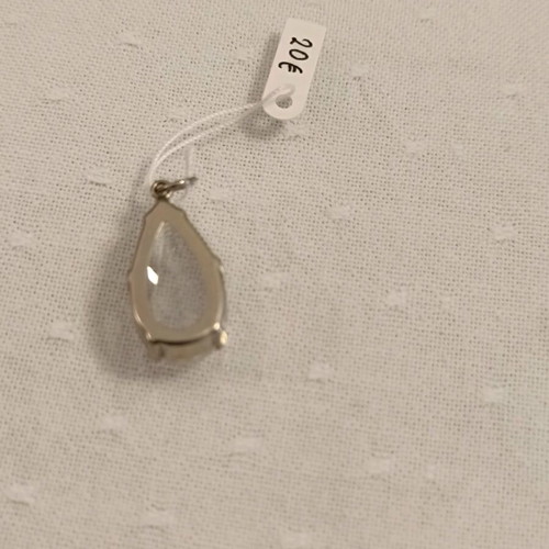 Silver crystal pendant new