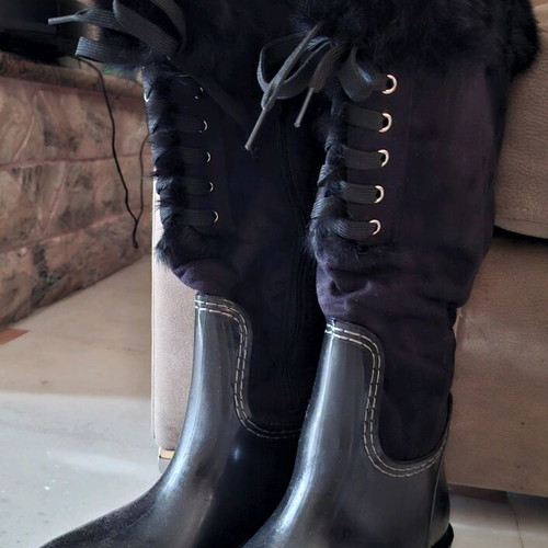 Roselight galotses new, black with fur and zipper, size 37