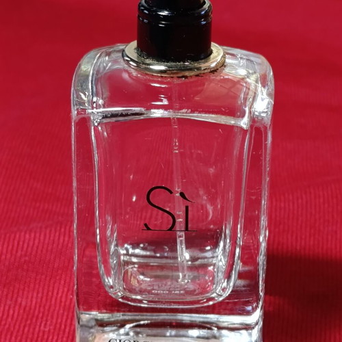 Giorgio Armani Si empty perfume bottle used, 50ml, no cap