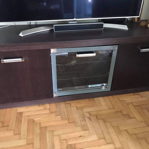 Living room unit like new, dark walnut color