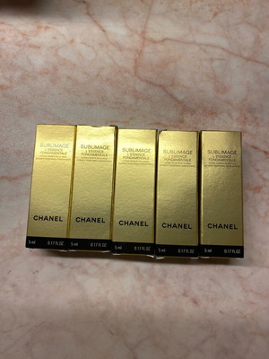 Chanel Sublimage 25ml like new