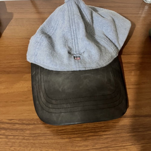 Cant hat like new, blue, one size