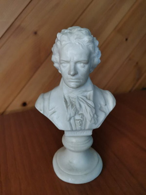 Beethoven bust used, marble