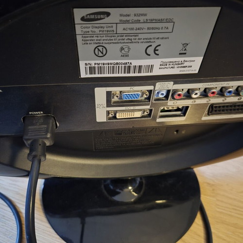 Samsung SyncMaster 932MW 19" LCD Monitor TV used, multiple inputs