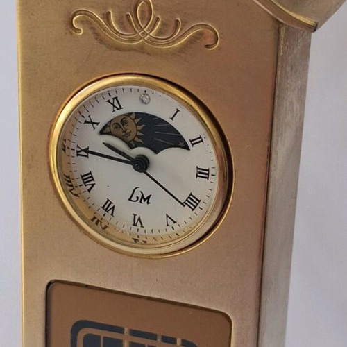 LM Louis Margux Paris quartz clock like new with day night indicator