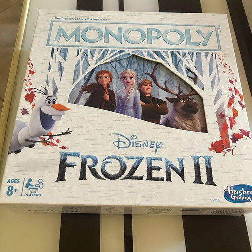 Monopoly Frozen board game rare English edition like new