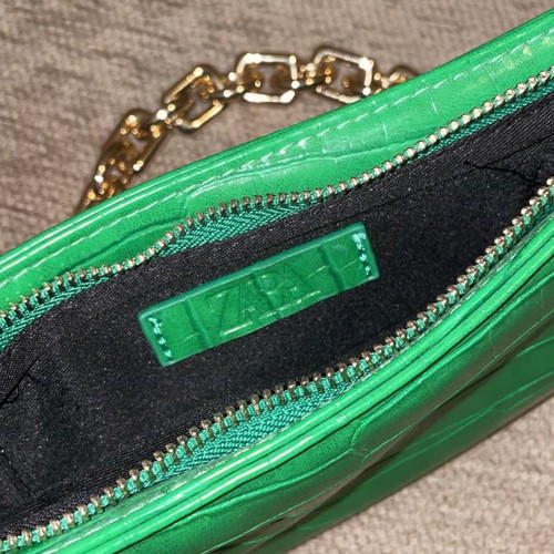 Small handbag with gold strap new