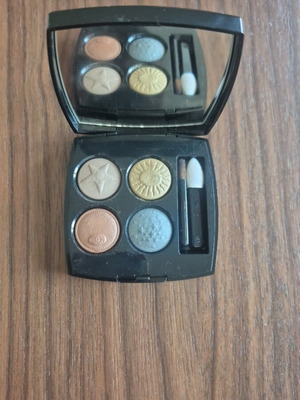 Chanel παλέτα σκιών Les 4 Ombres Boutons 229 Boutons Stellaire σαν καινούργιο