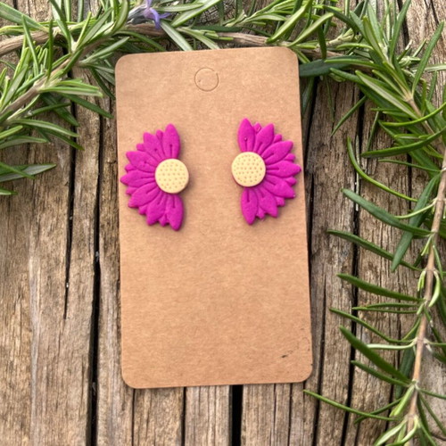 Handmade daisy earrings from polymer clay new pink
